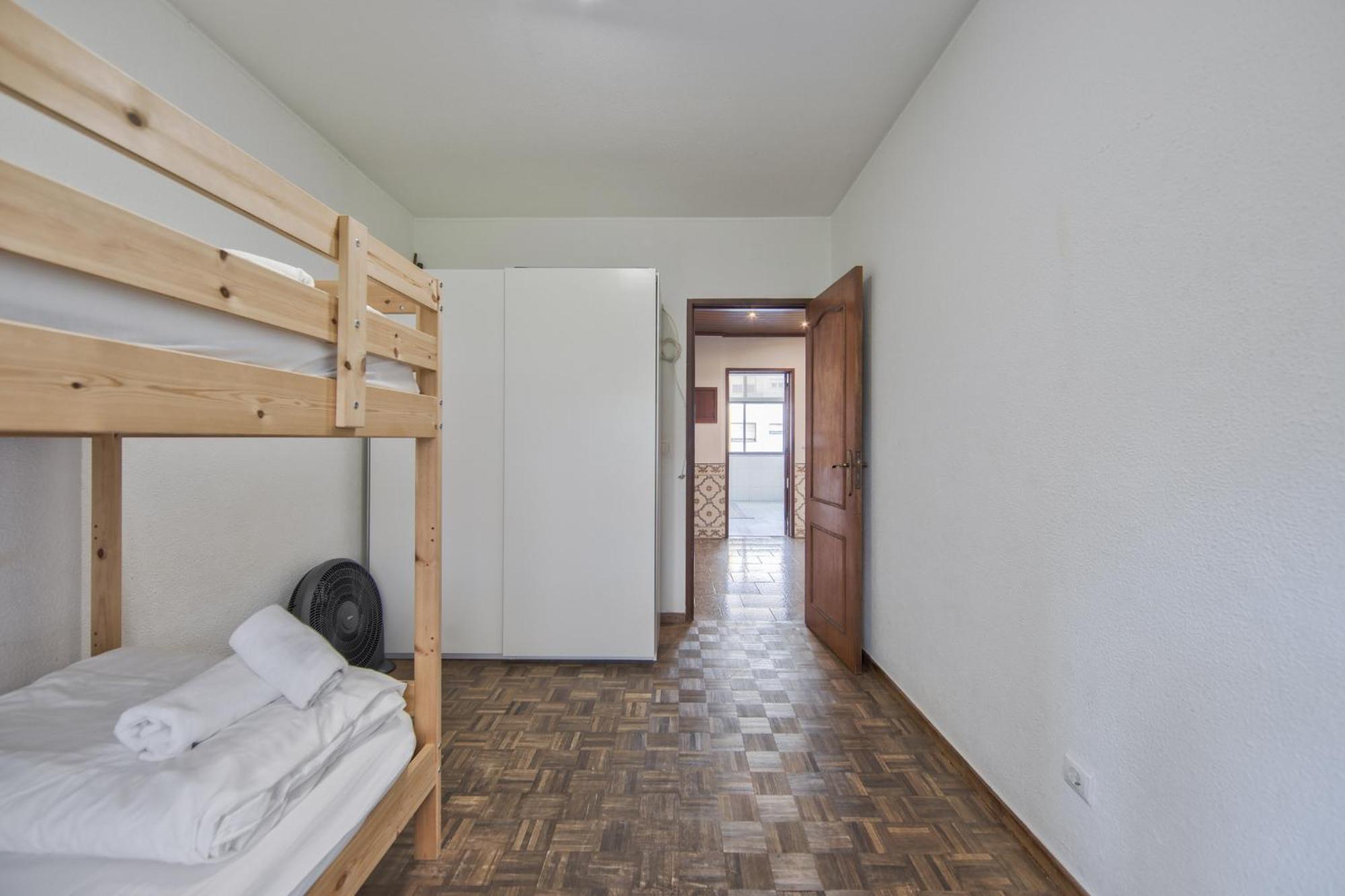 Pontinha Typical By Homing Apartment *