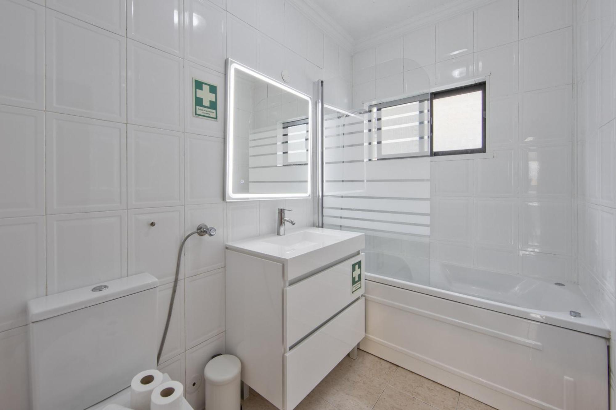 Pontinha Typical By Homing Apartment *